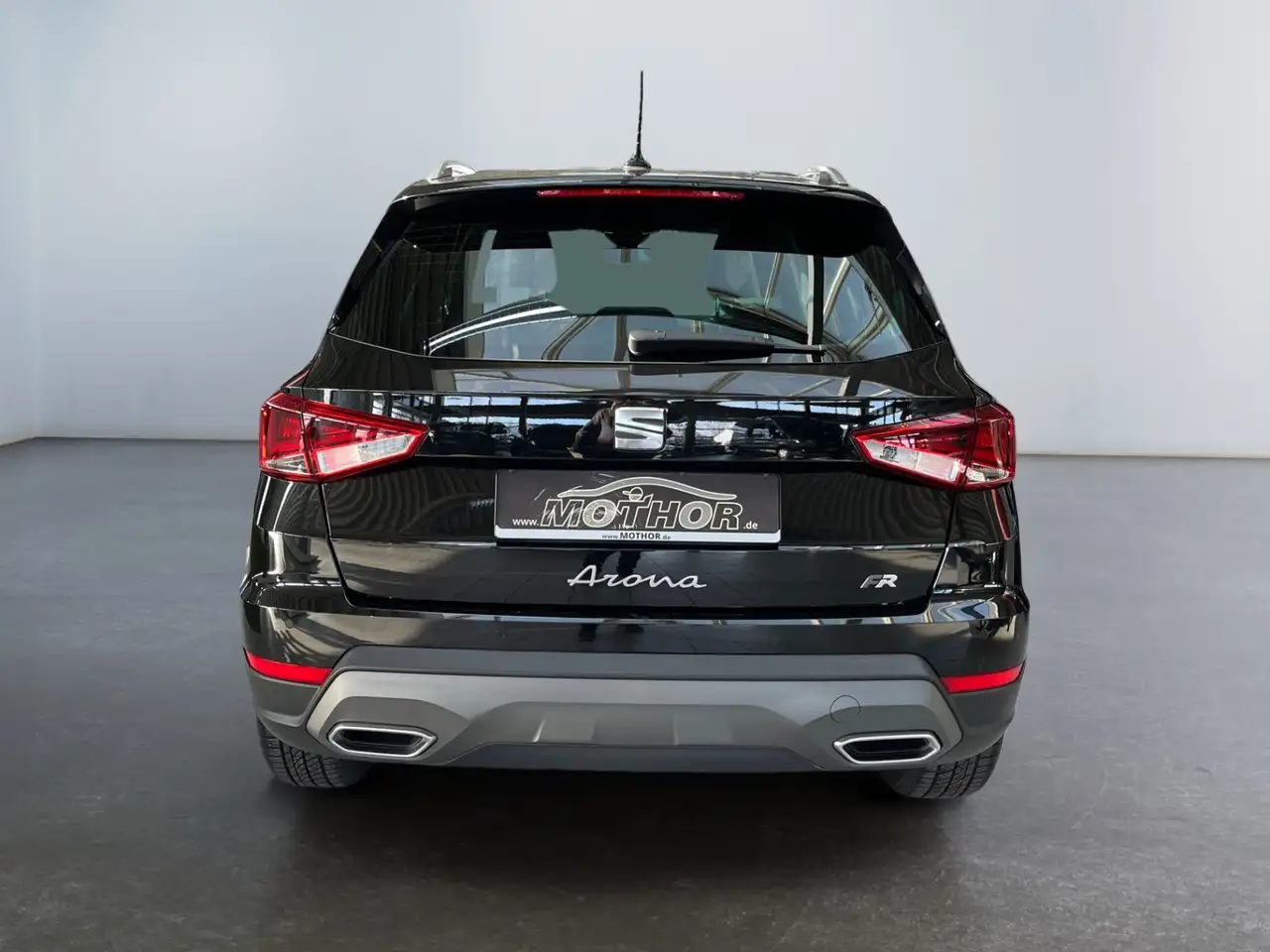 Seat Arona 5
