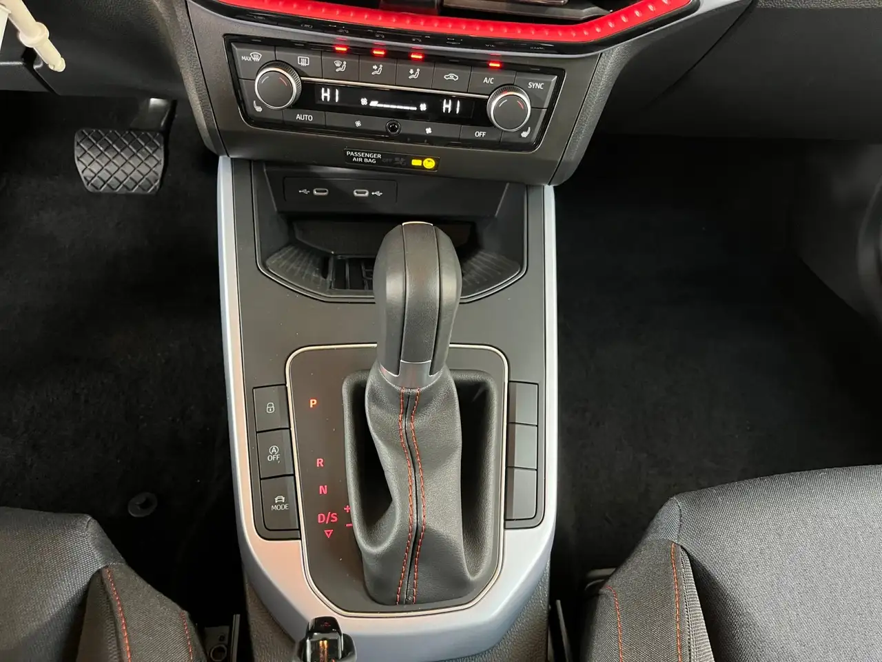 Seat Arona 9