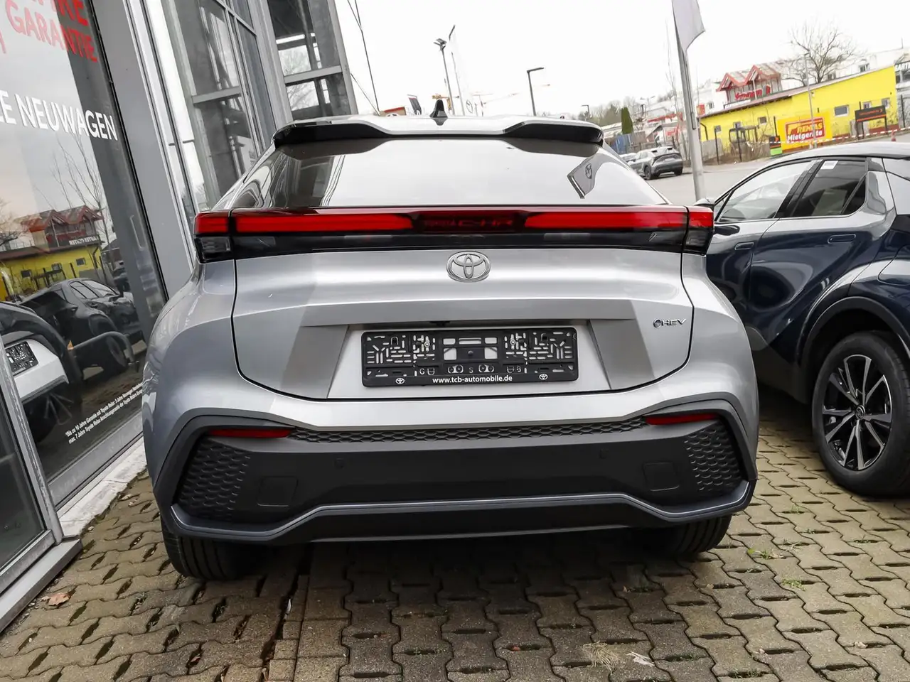 Toyota C-HR 3