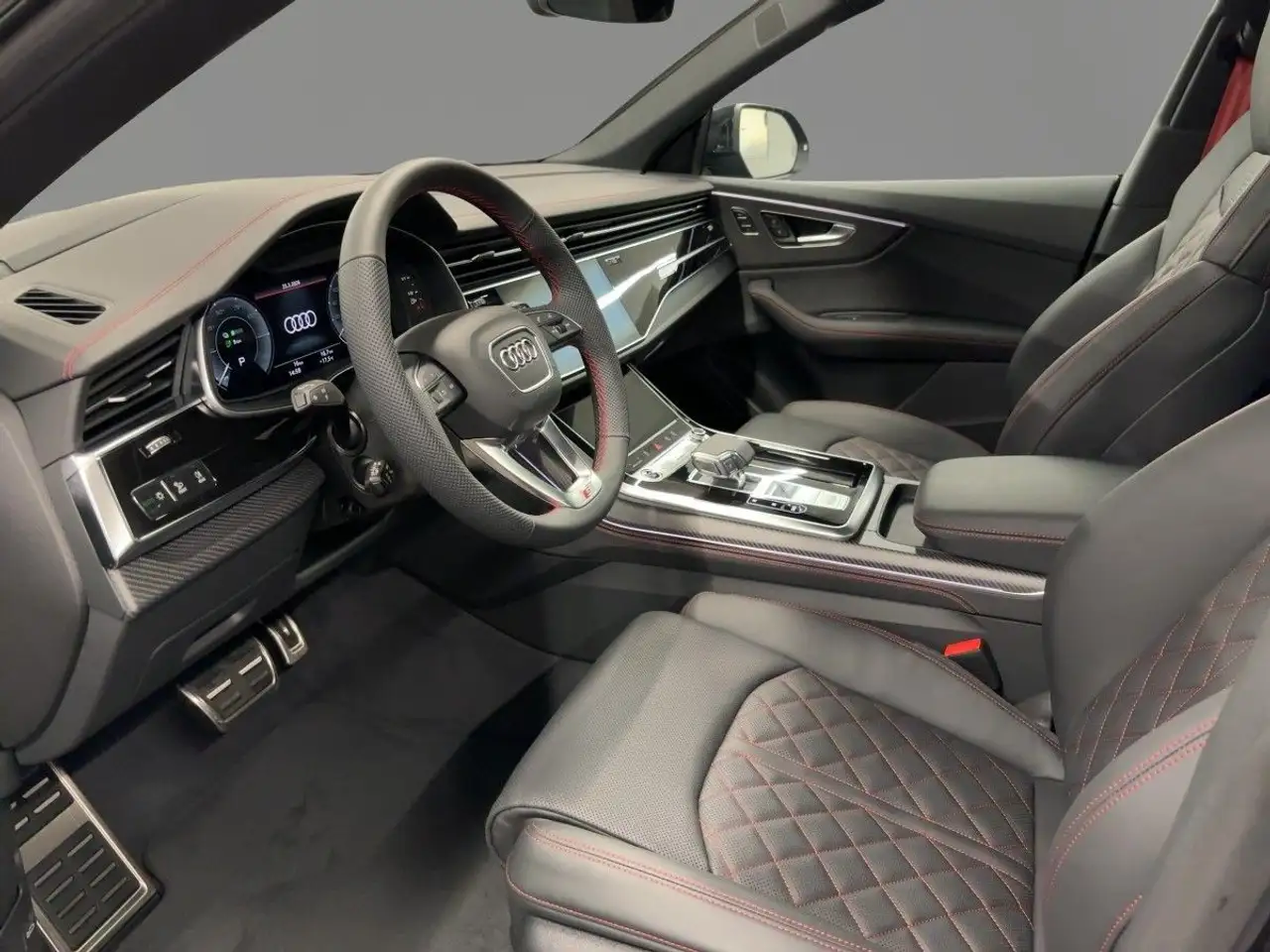 Audi Q8 10