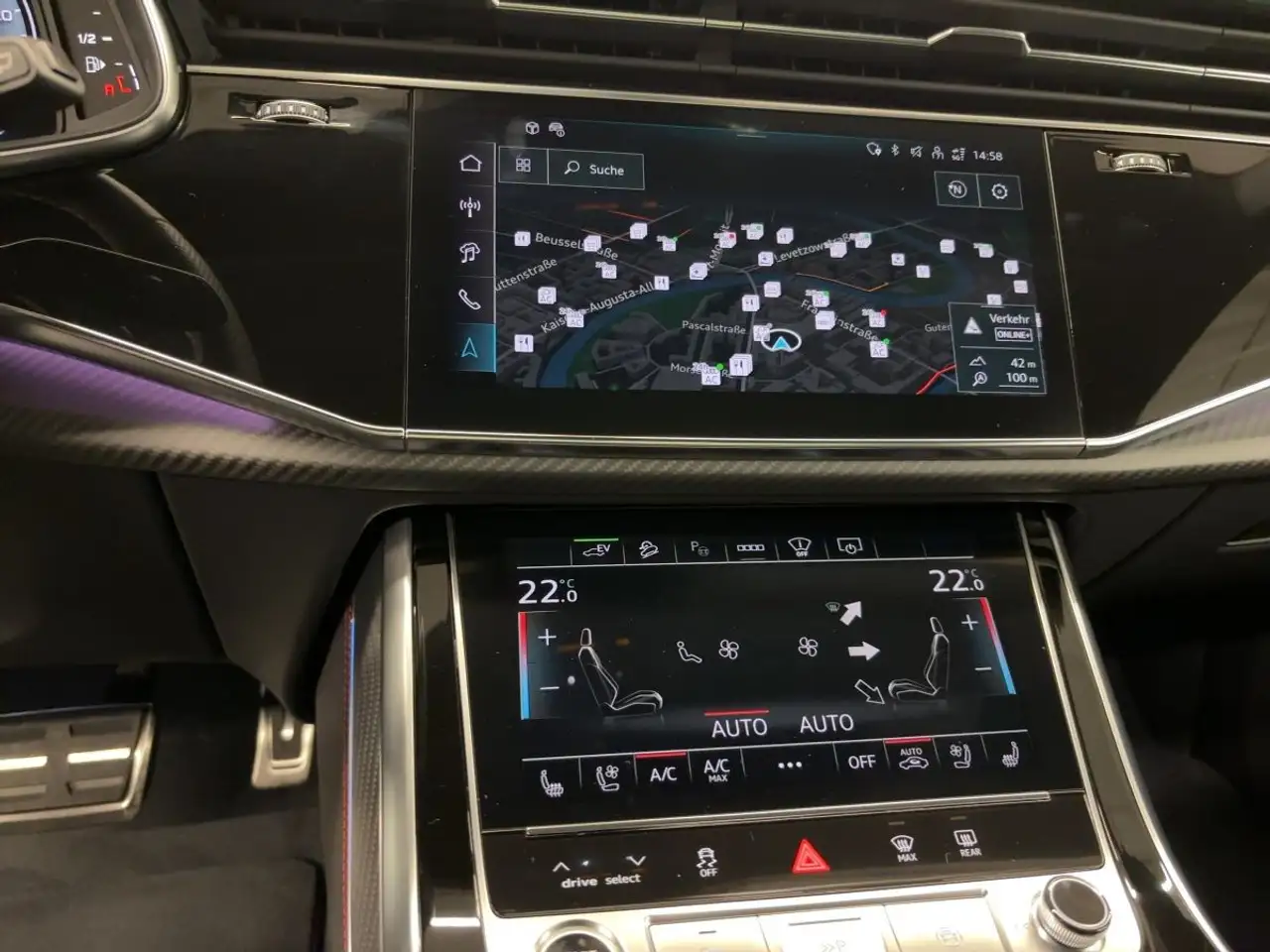 Audi Q8 14