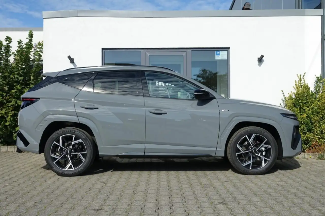 Hyundai TUCSON 2