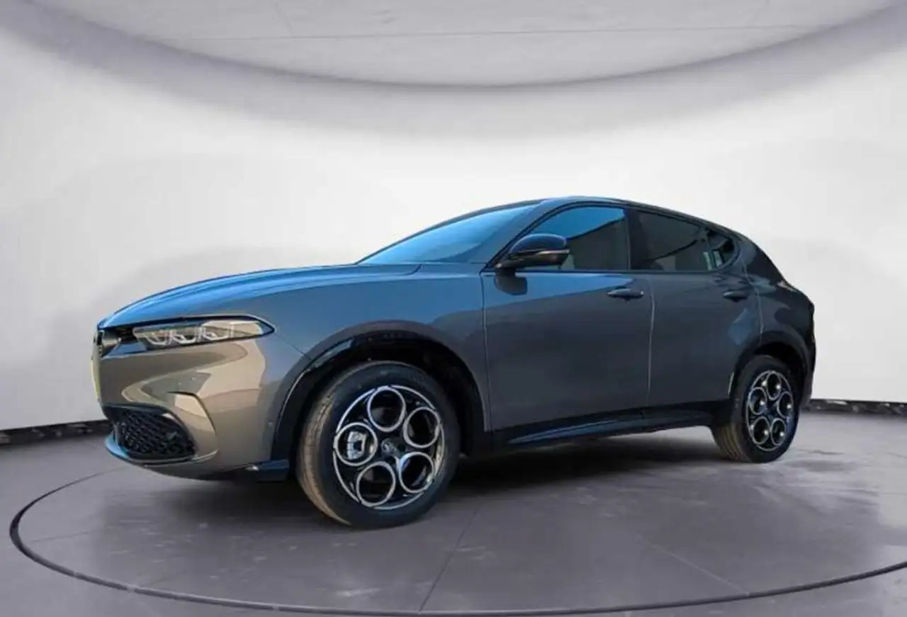 Alfa Romeo Tonale 3