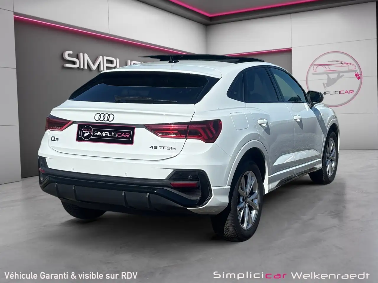 Audi Q3 7