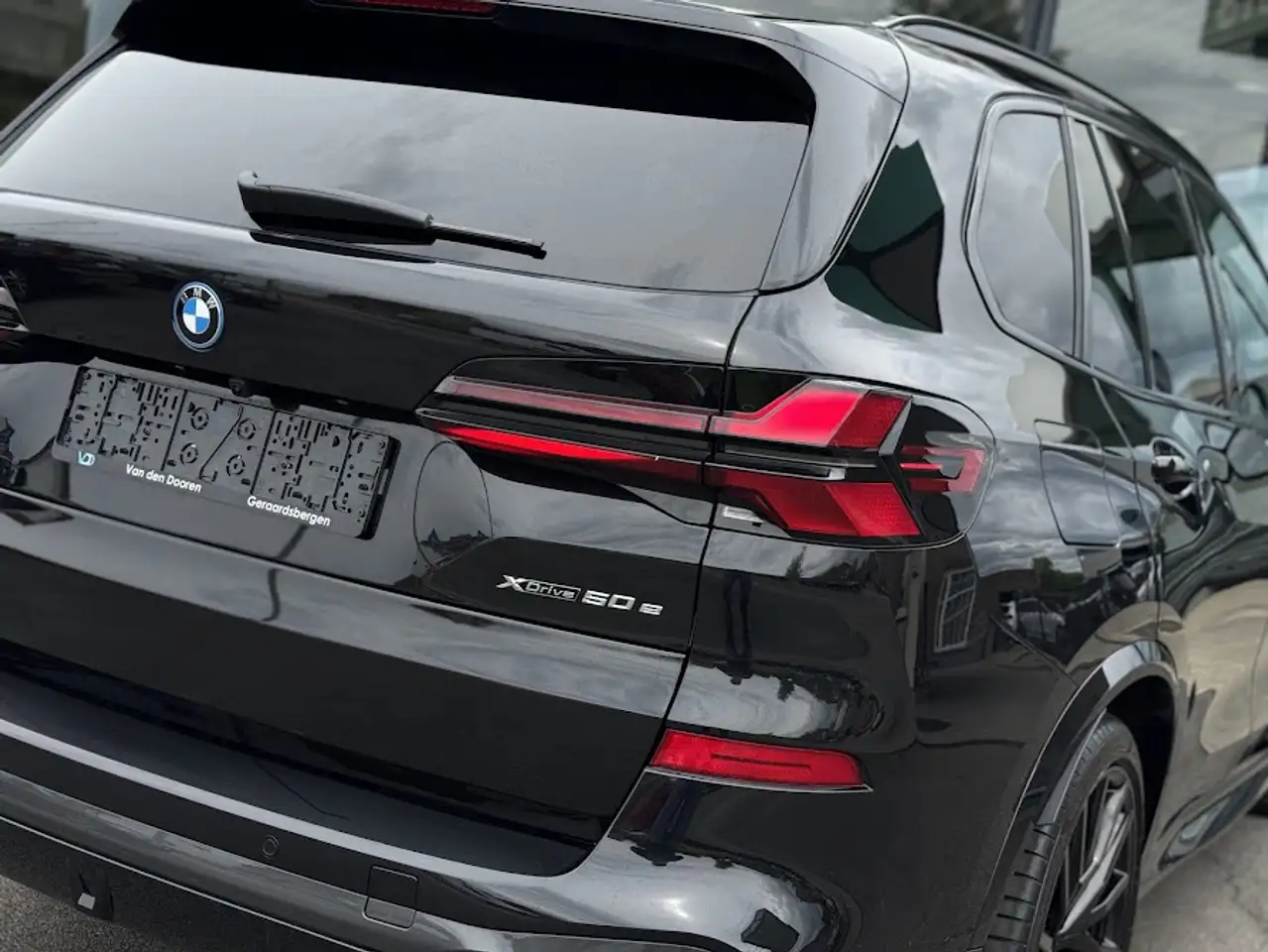 BMW X5 8