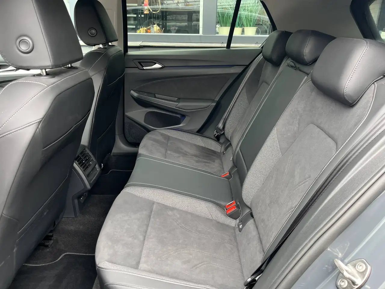 Volkswagen Golf 10