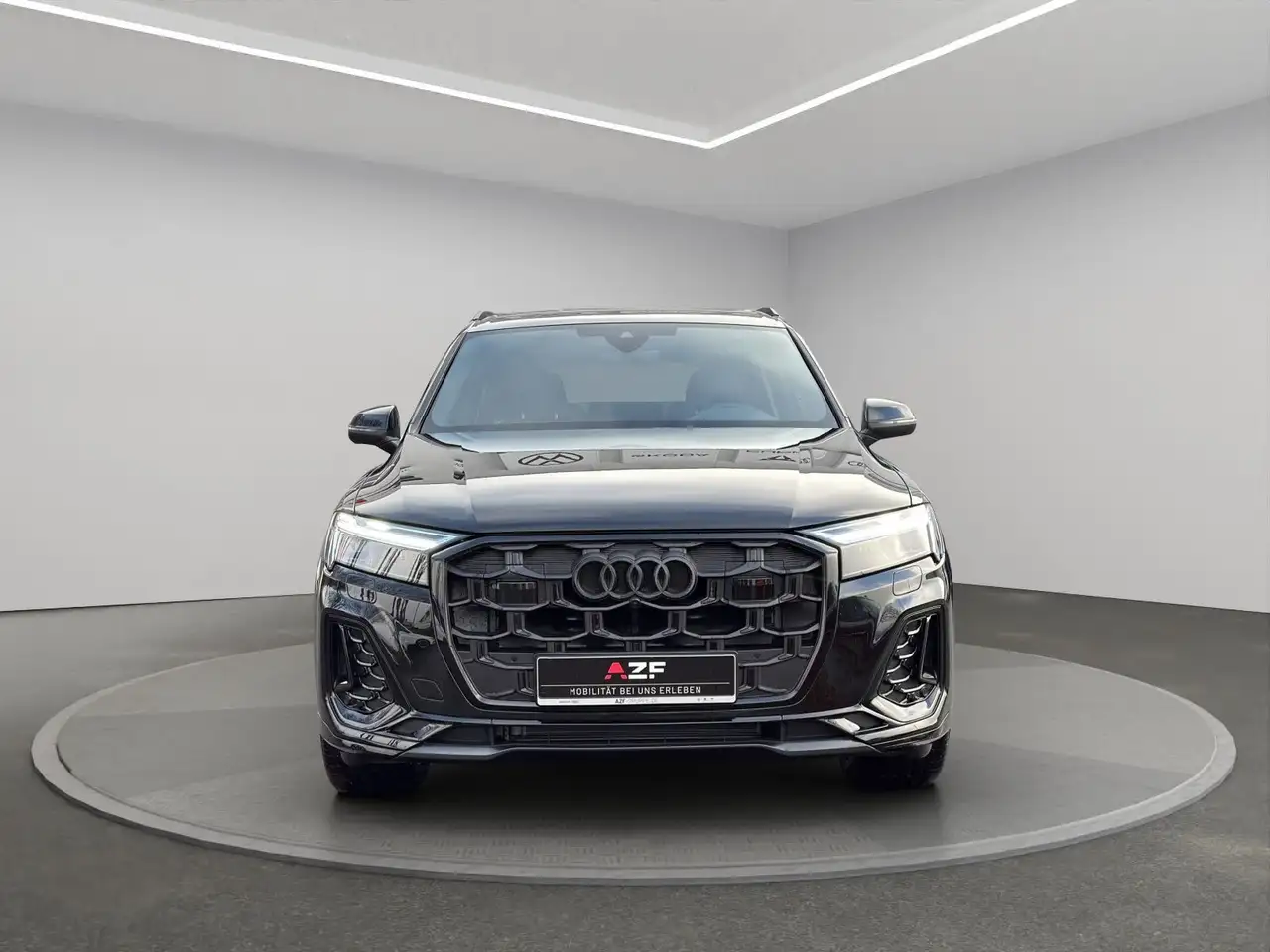 Audi Q7 6