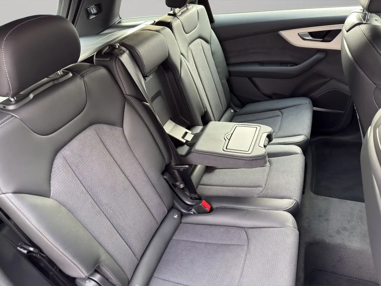 Audi Q7 15