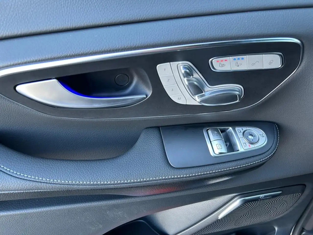 Mercedes-Benz V 300 10