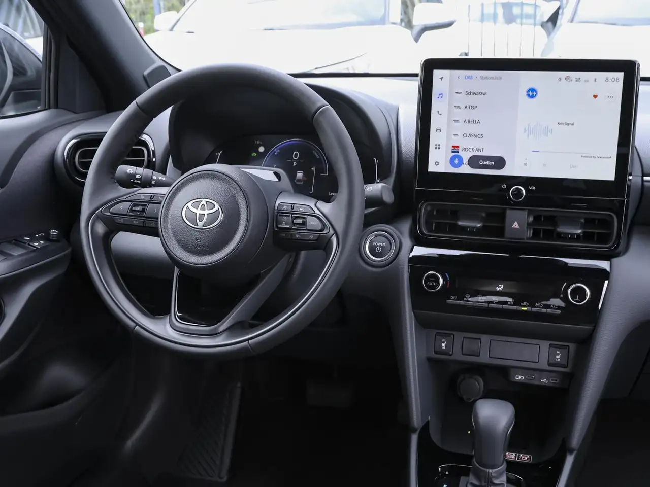 Toyota Yaris 9
