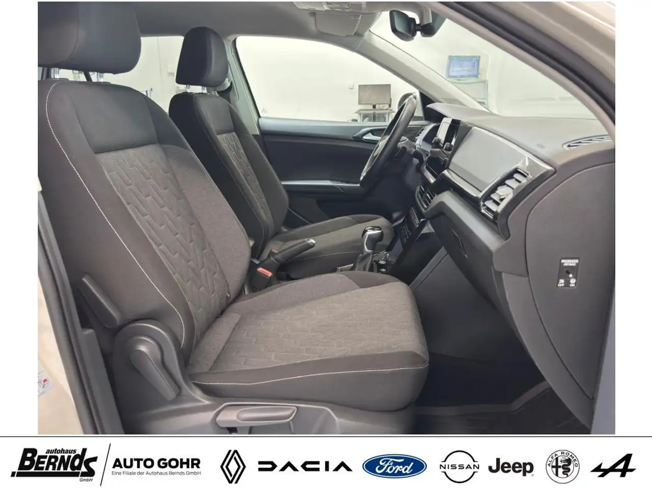 Volkswagen T-Cross 3