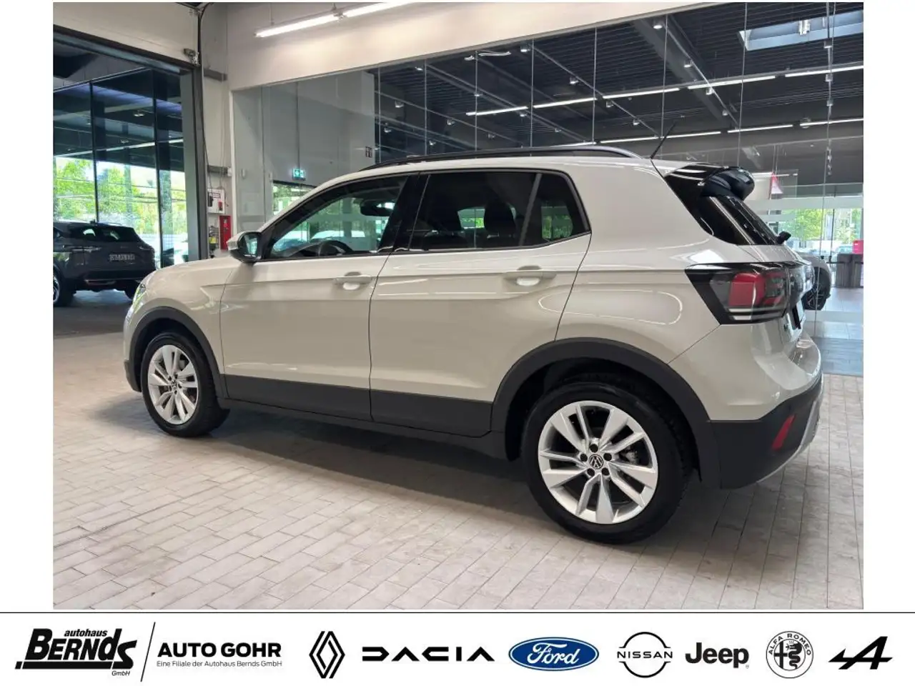 Volkswagen T-Cross 8