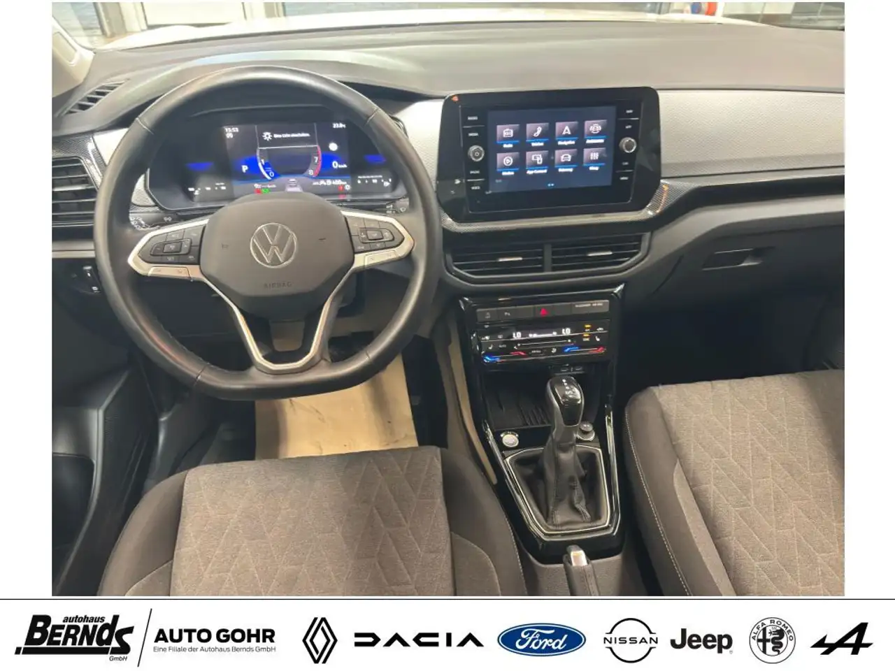 Volkswagen T-Cross 12