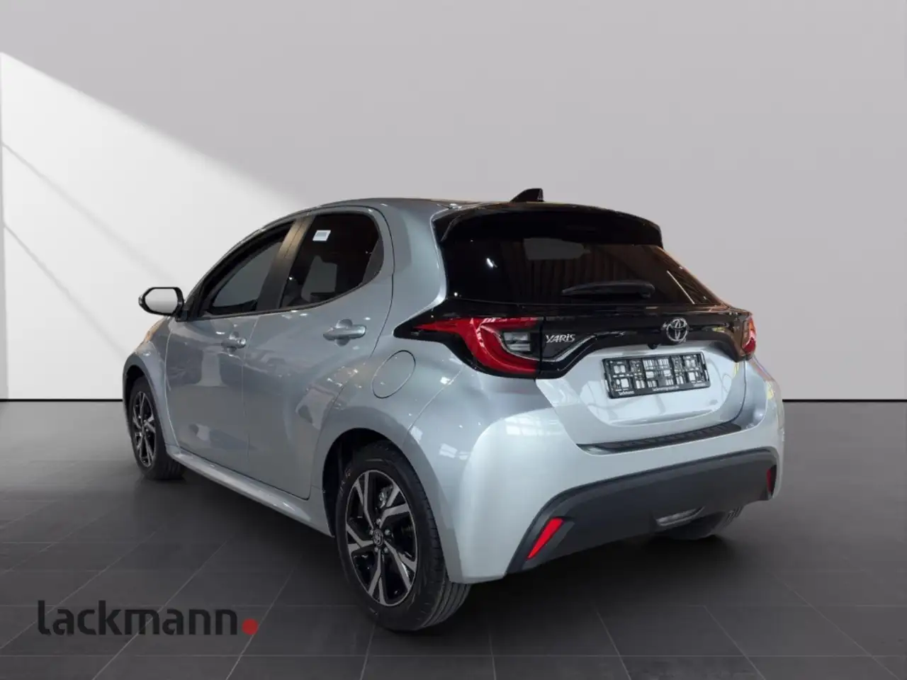 Toyota Yaris 5