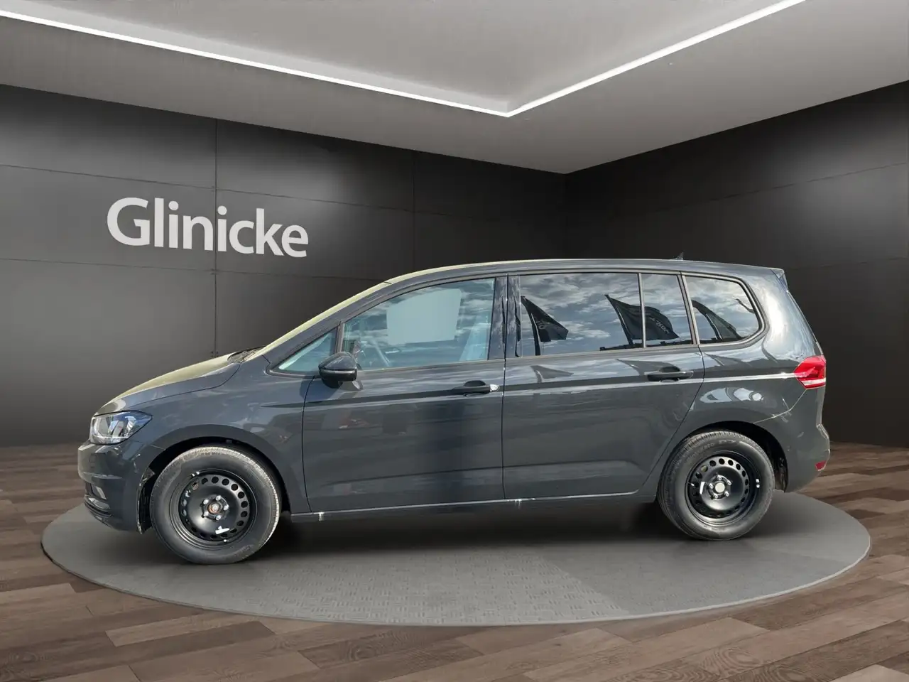 Volkswagen Touran 3