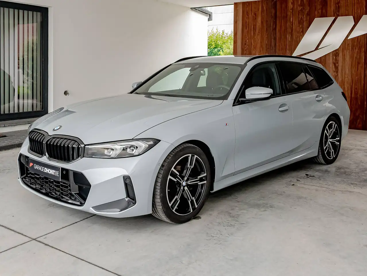 BMW 318 i 4