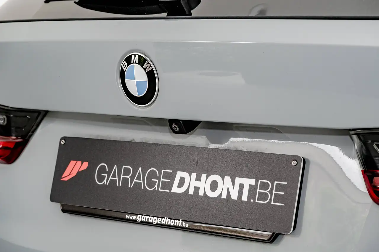 BMW 318 i 11