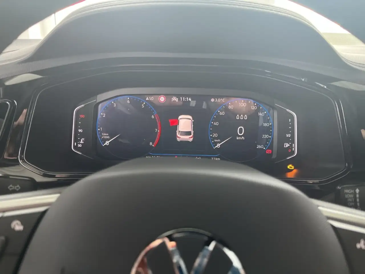 Volkswagen T-Roc 9
