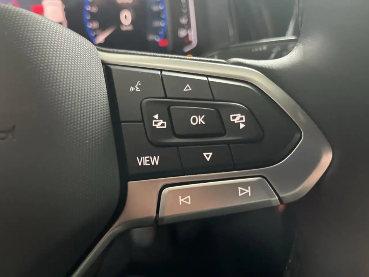 Volkswagen T-Roc 16