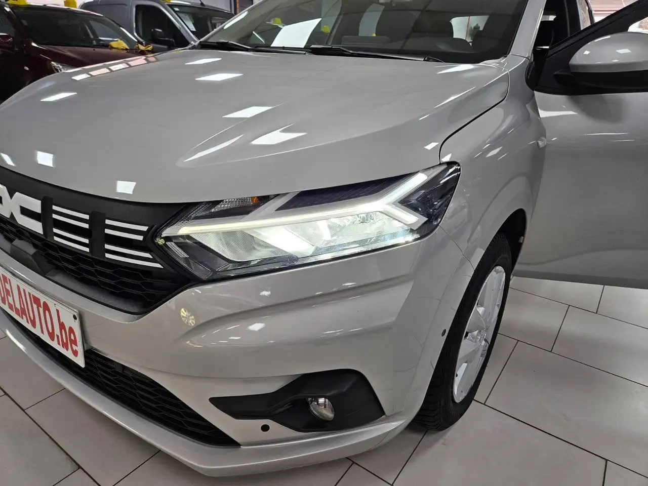 Dacia Sandero 8