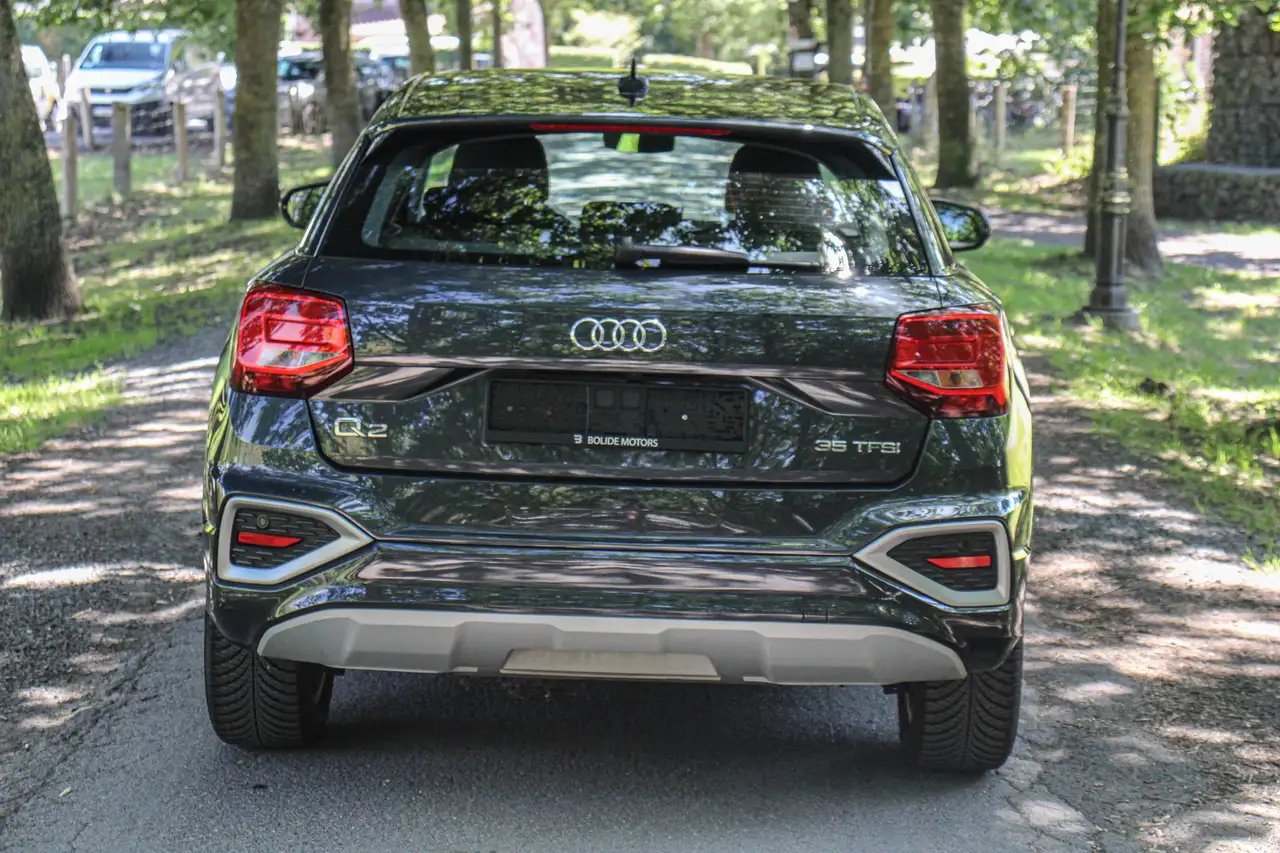 Audi Q2 5