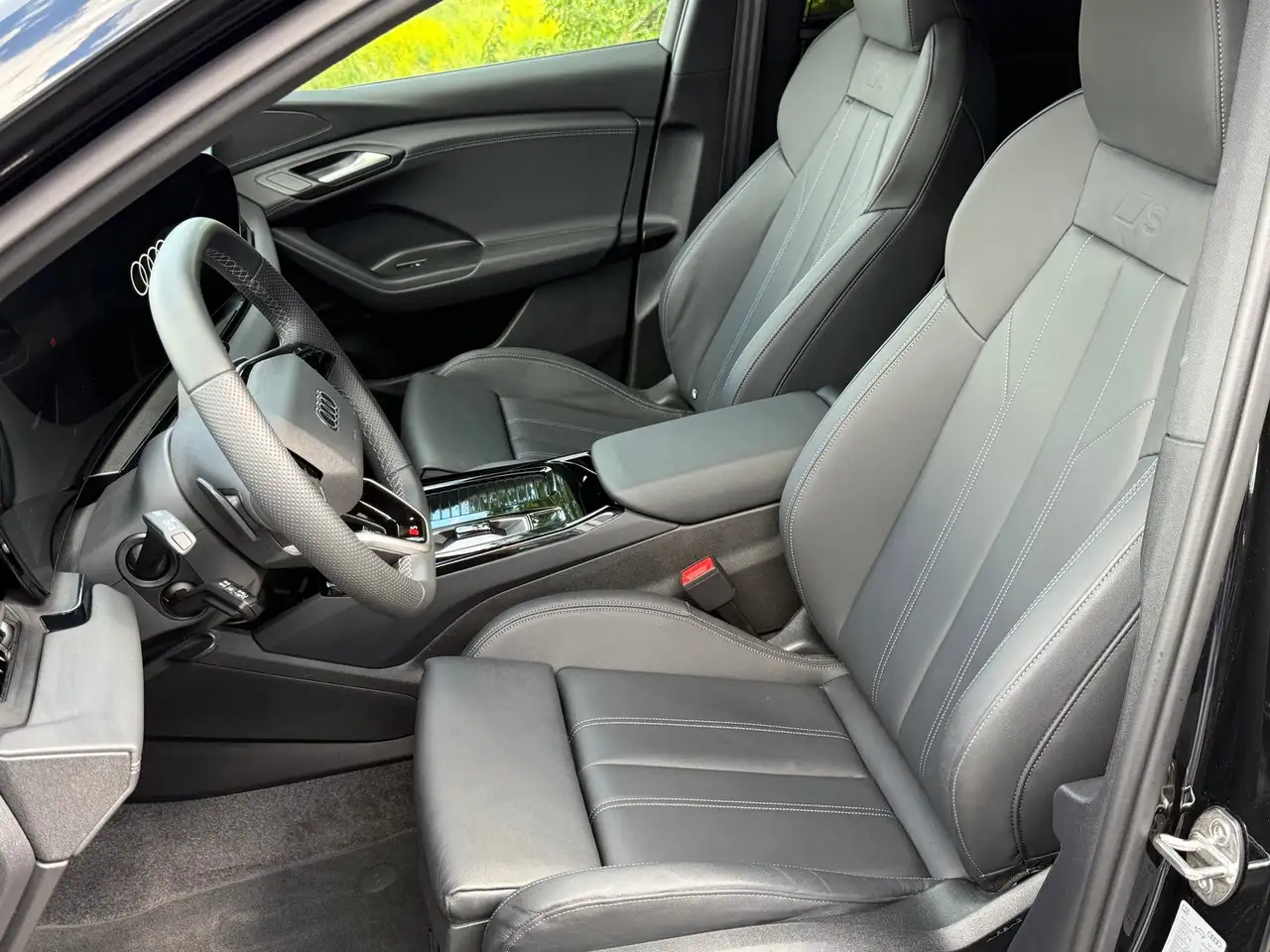 Audi Q6 4
