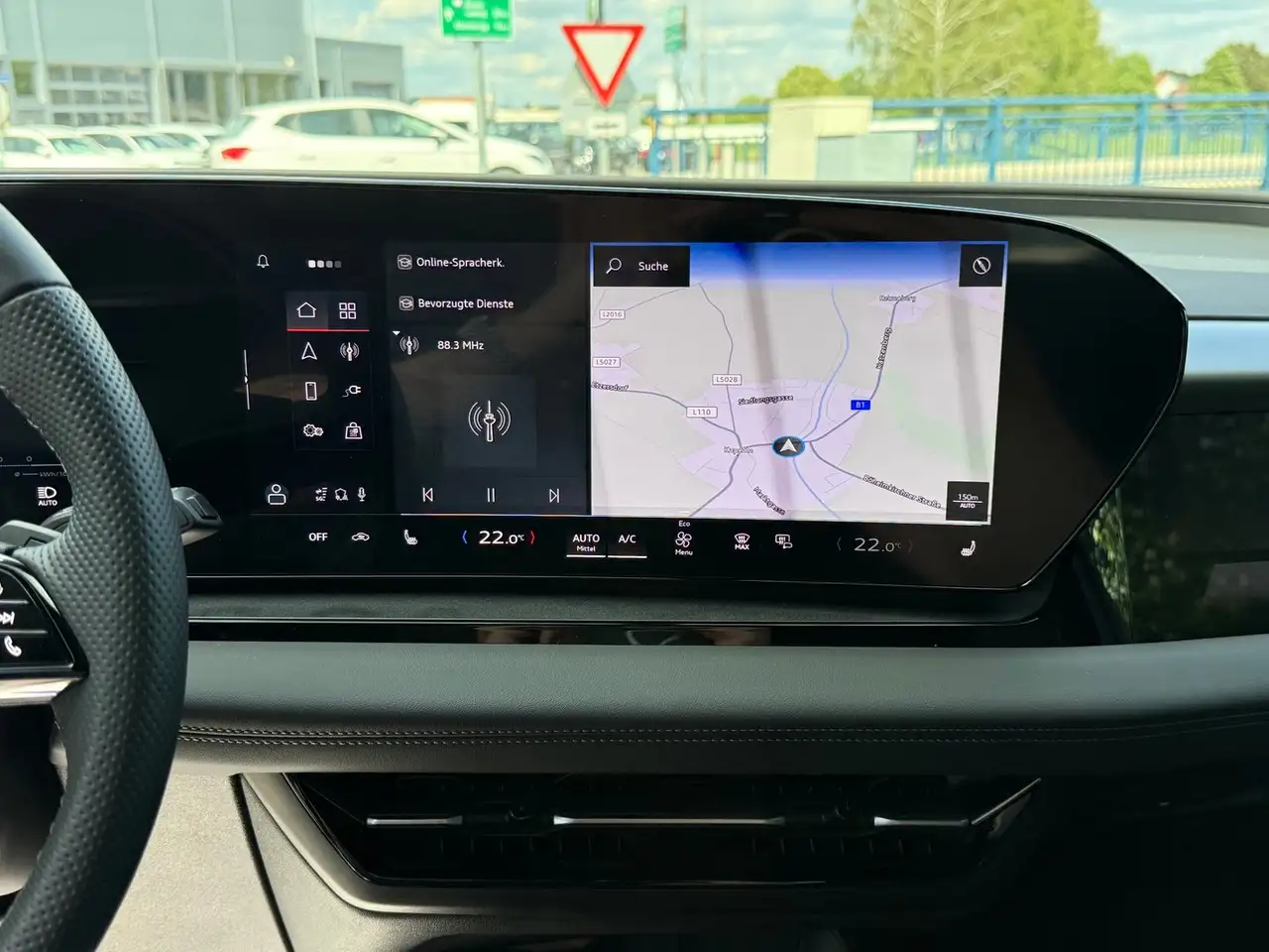 Audi Q6 11