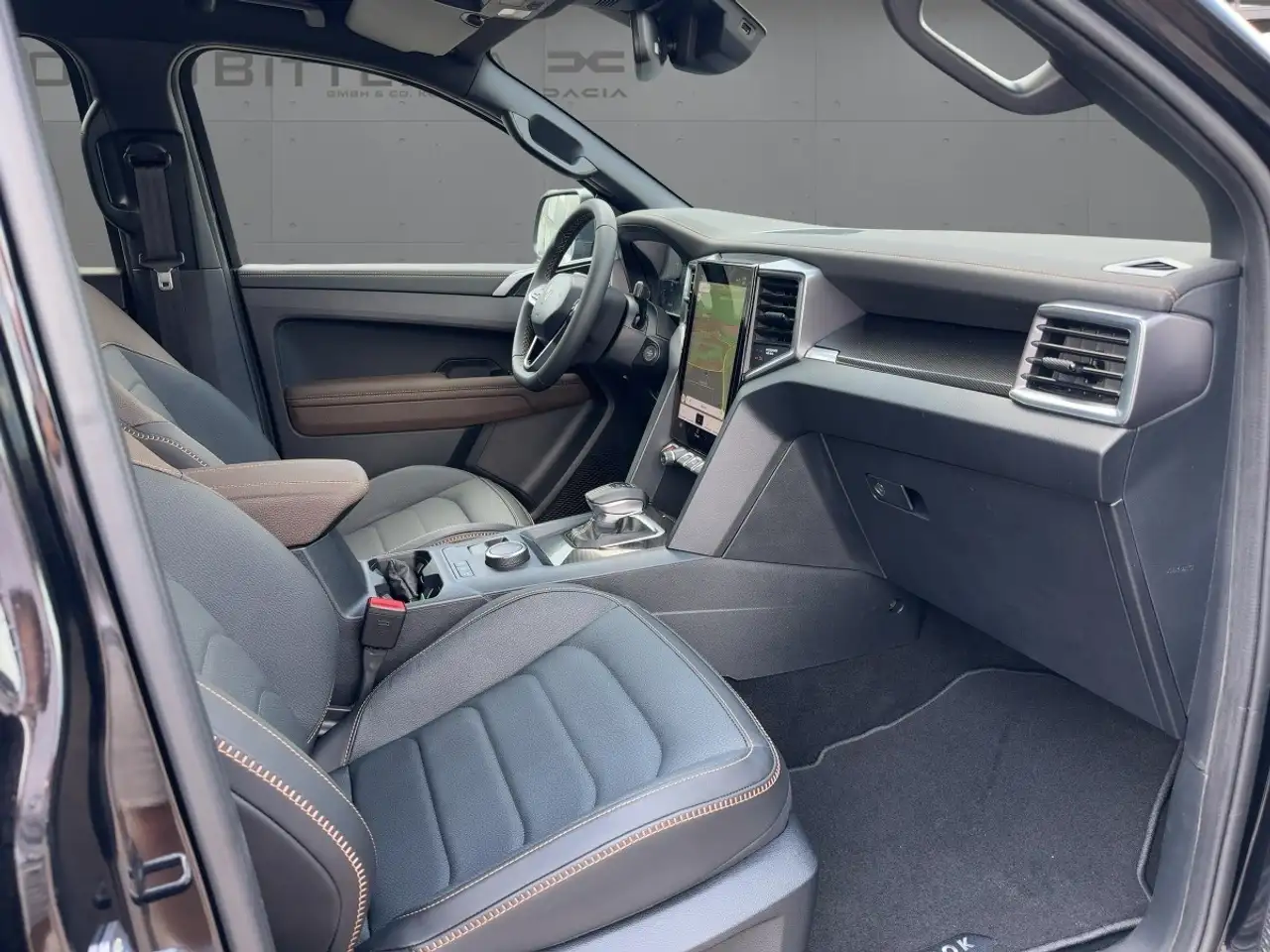 Volkswagen Amarok 11