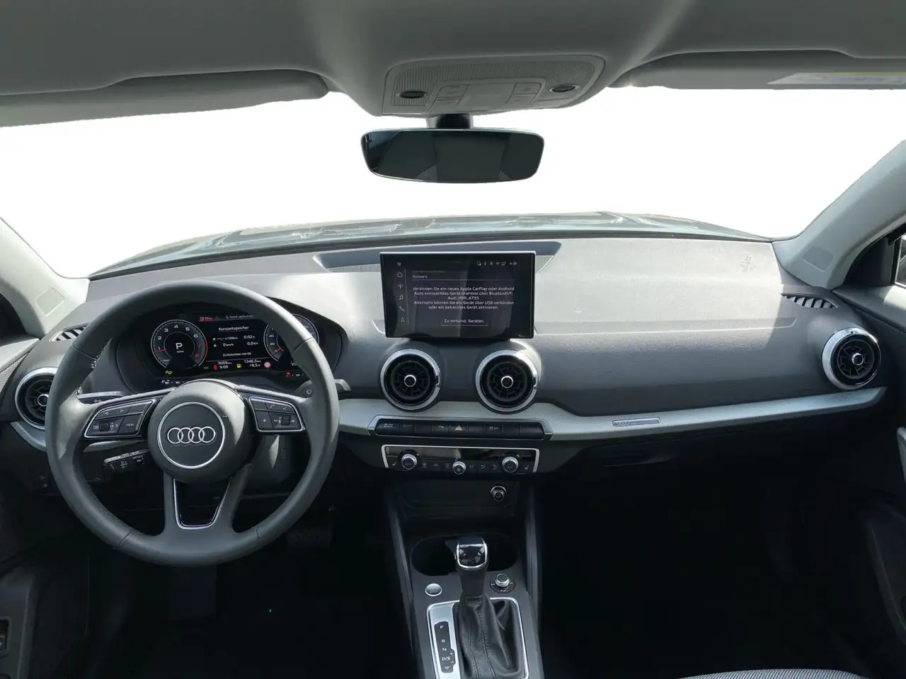 Audi Q2 10