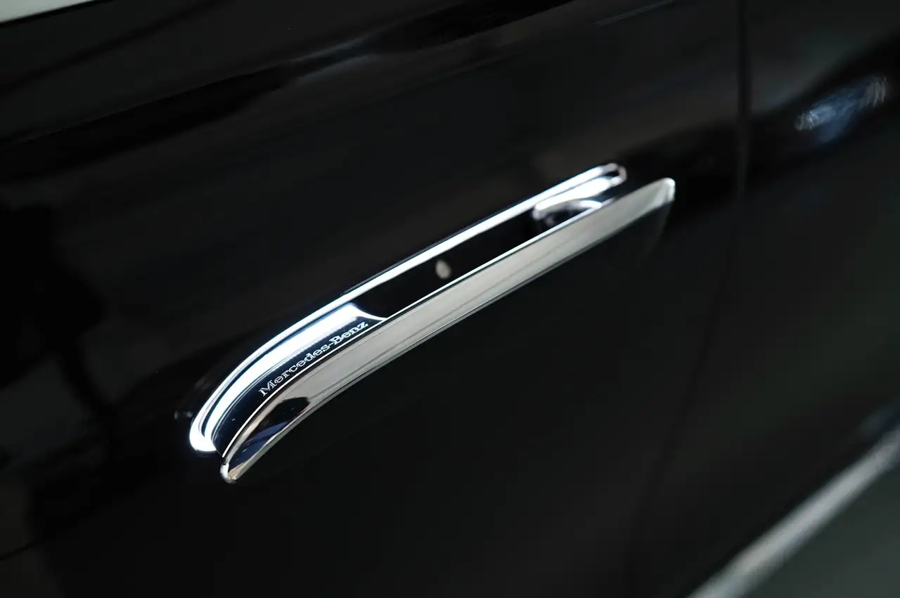 Mercedes-Benz S 450 8