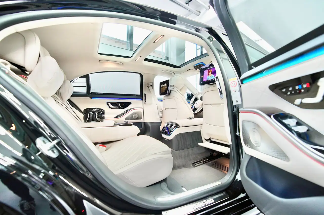 Mercedes-Benz S 450 9