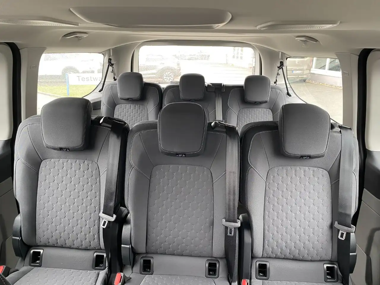 Ford Tourneo 16
