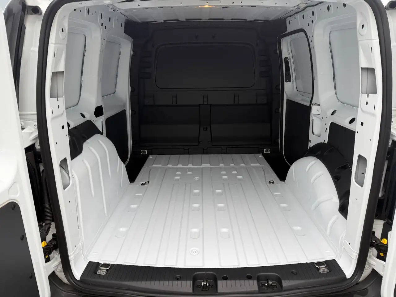 Ford Transit 13