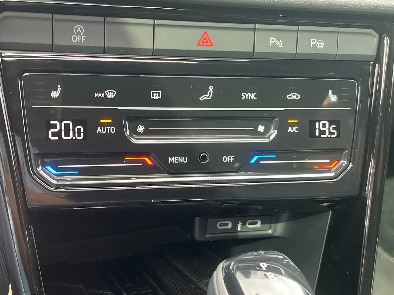 Volkswagen T-Roc 10