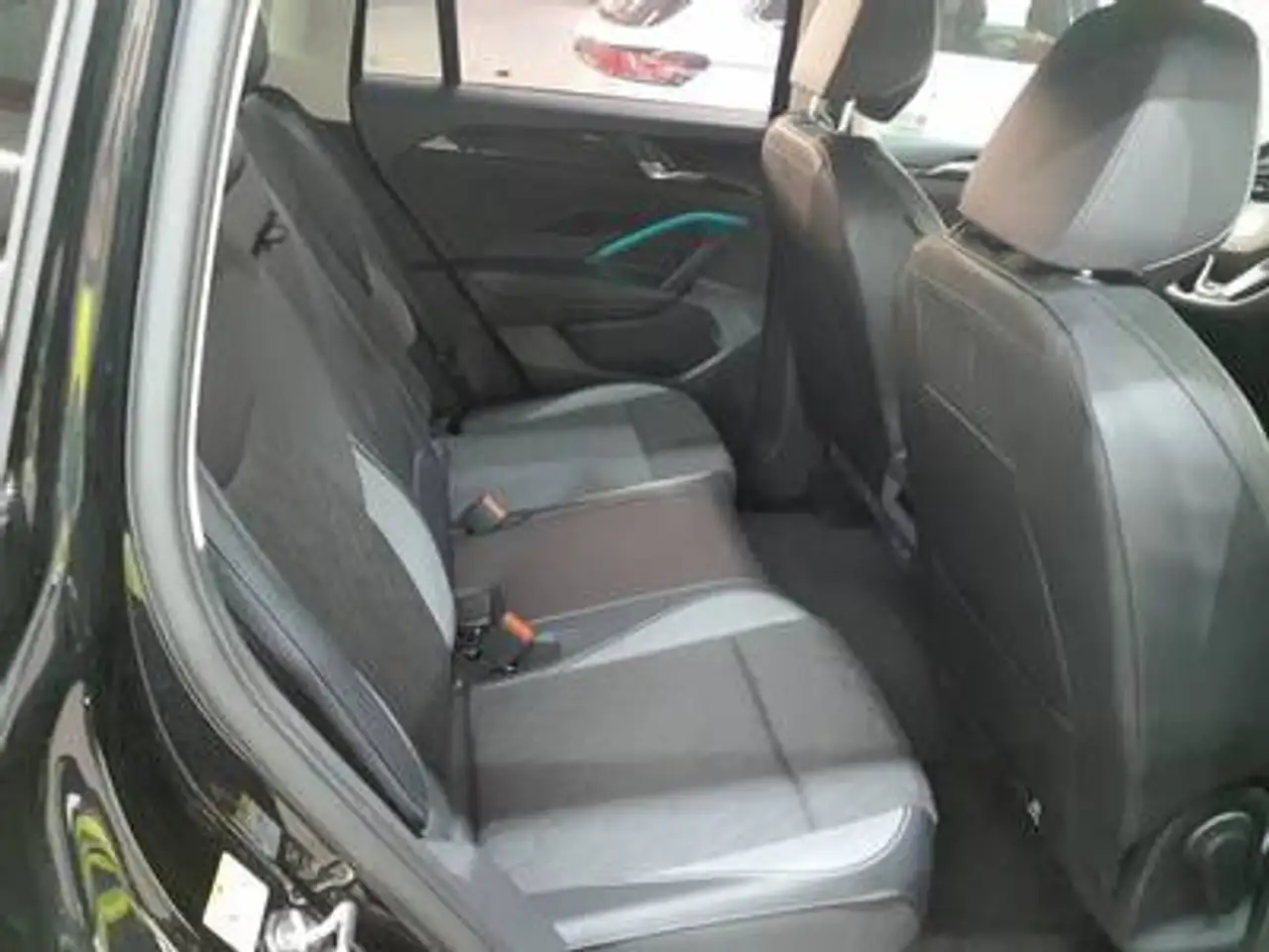 Volkswagen Tiguan 7