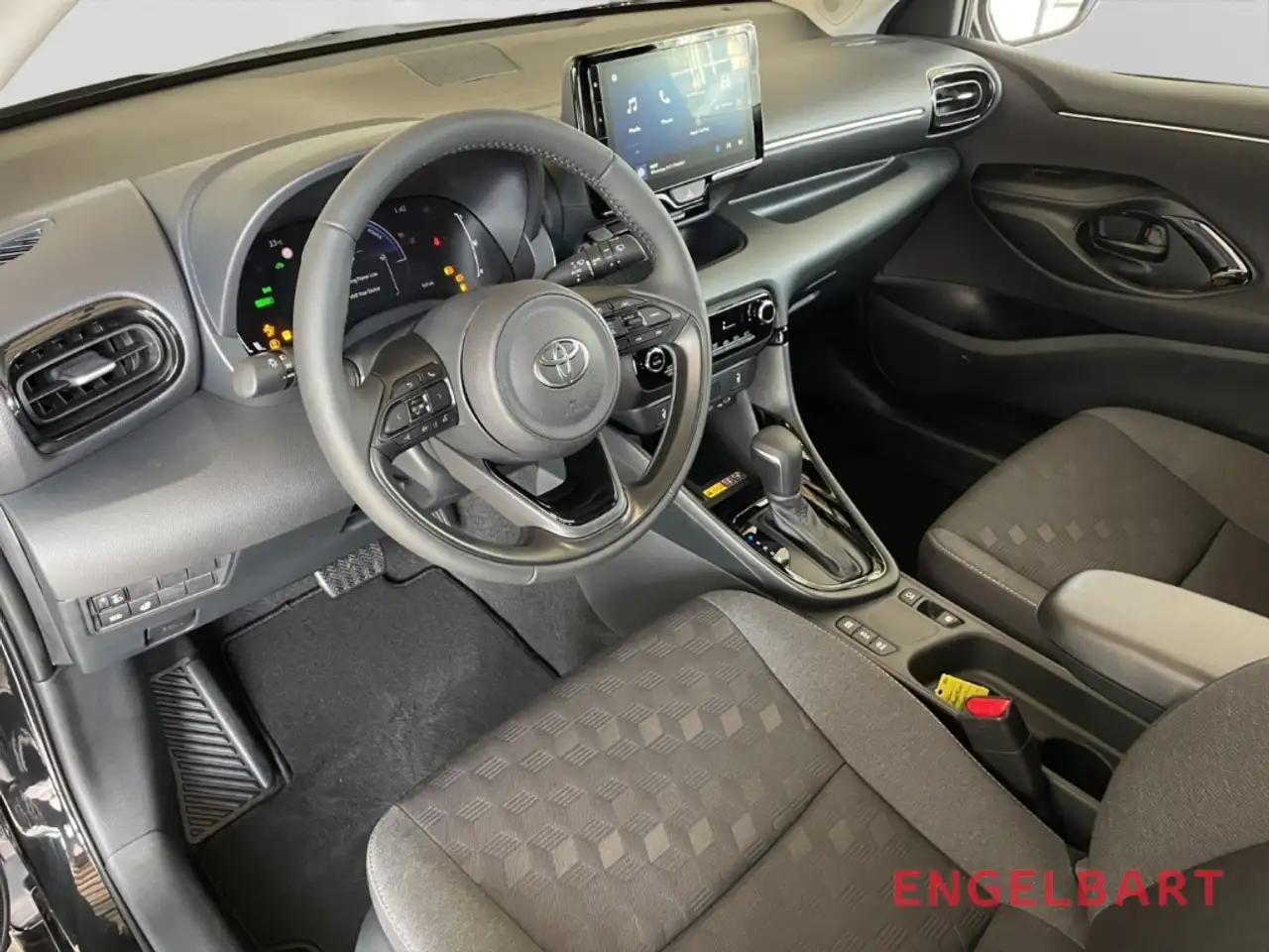 Toyota Yaris 7