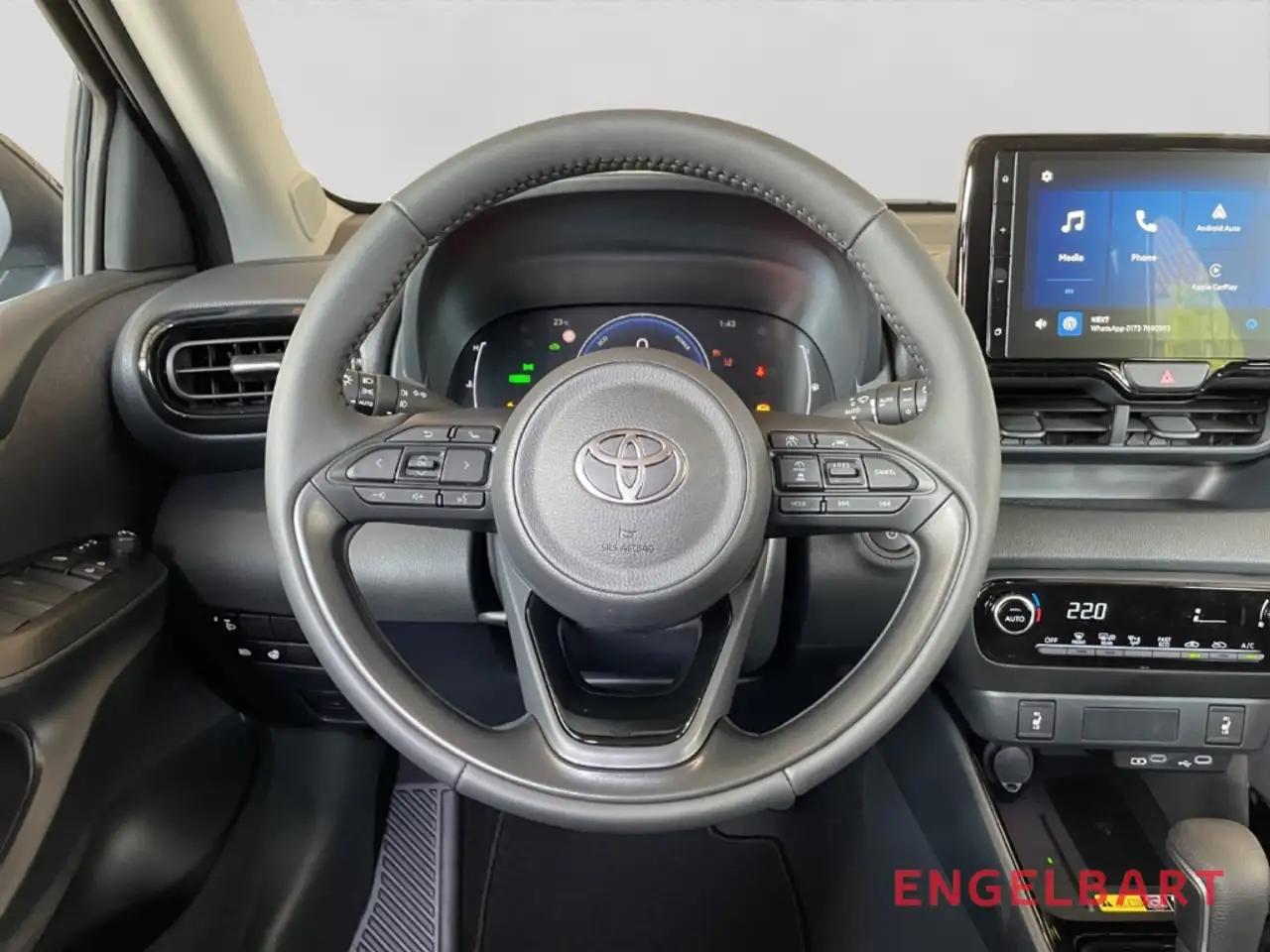 Toyota Yaris 8