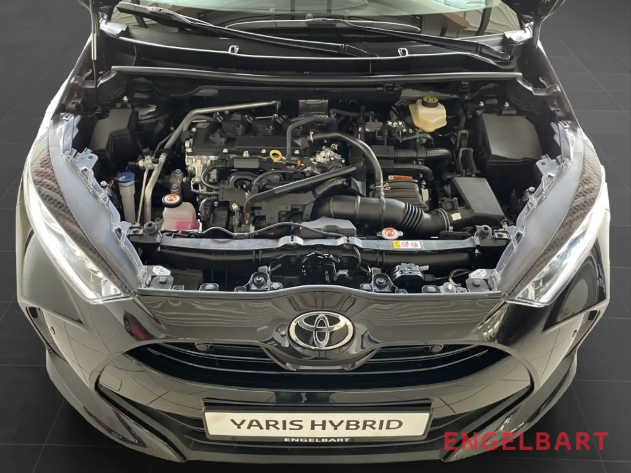 Toyota Yaris 14