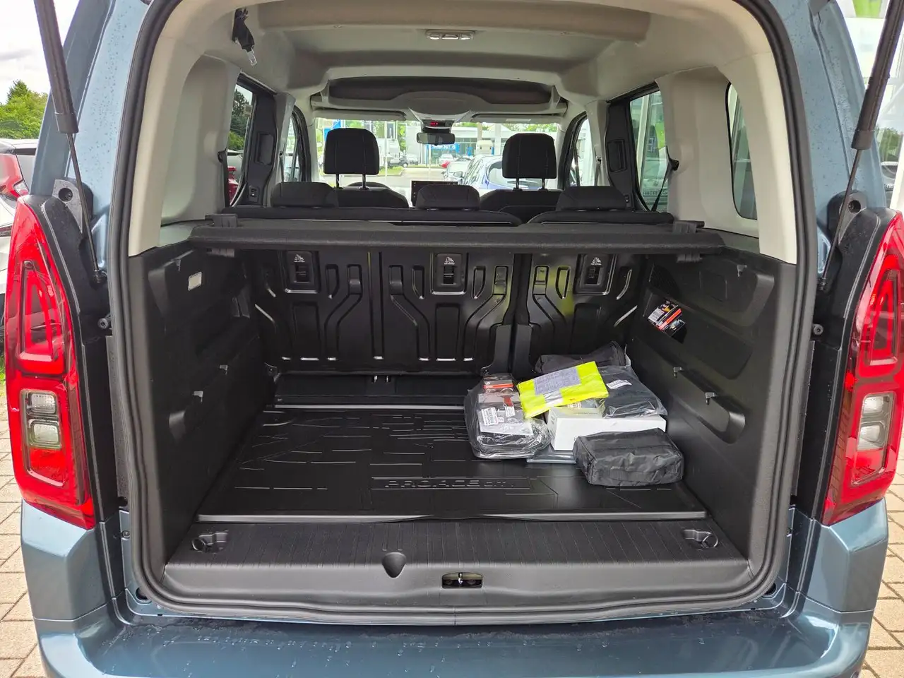 Toyota Proace 8