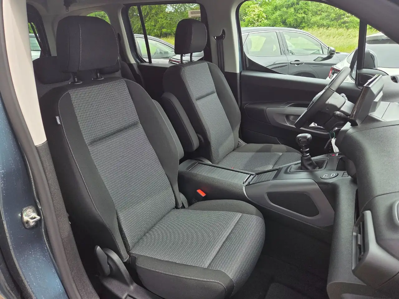 Toyota Proace 14