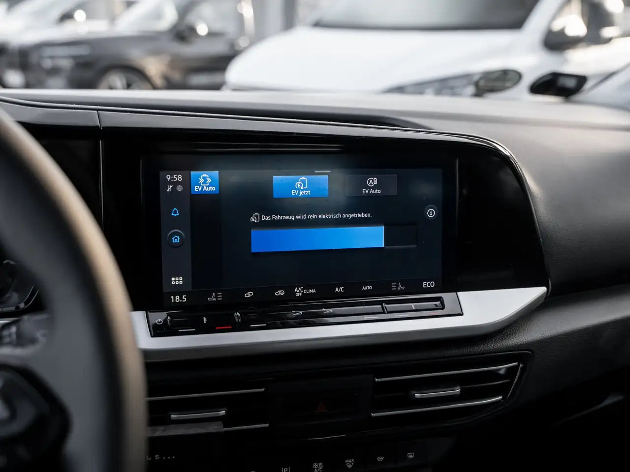 Ford Grand 15