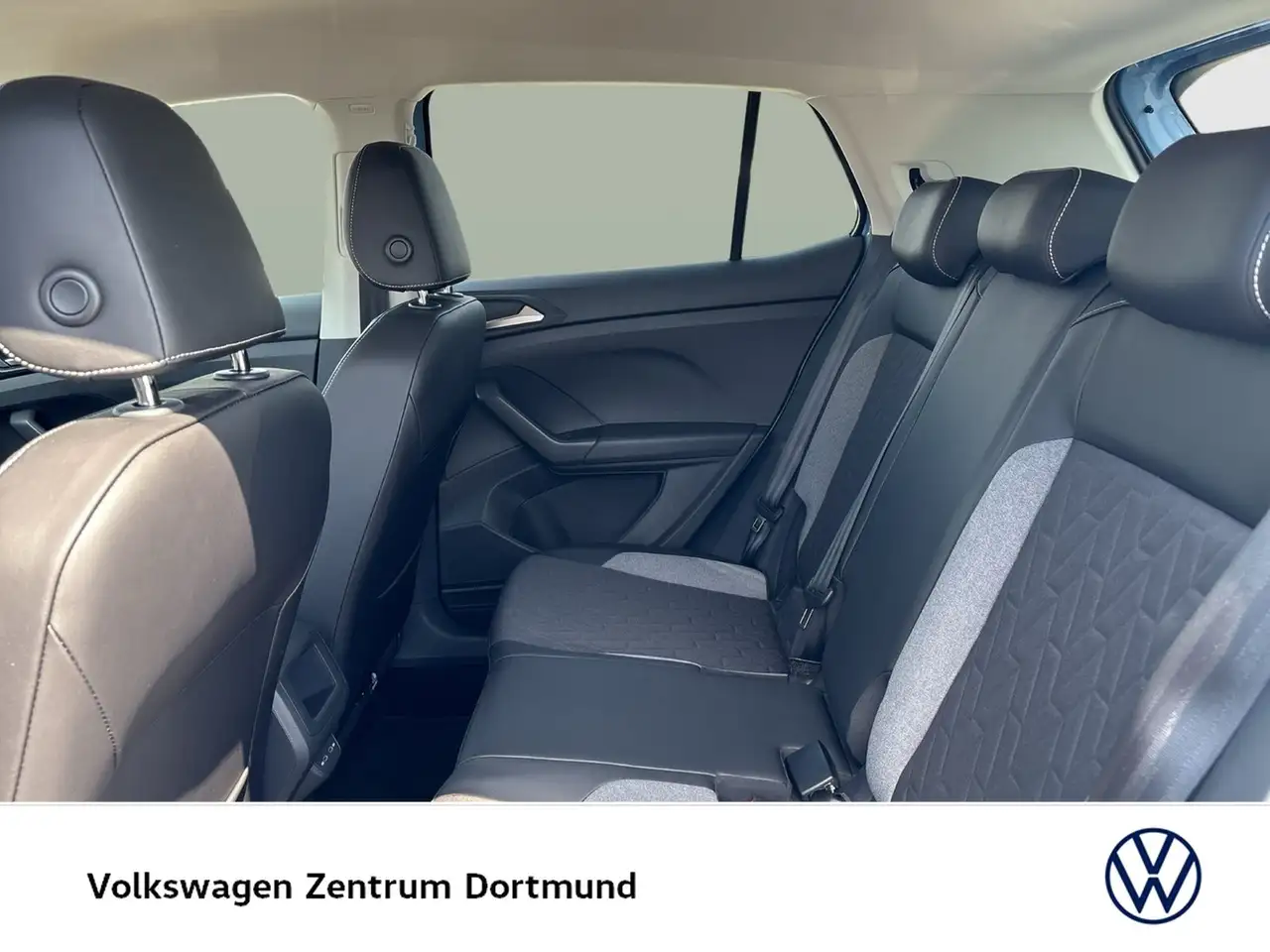 Volkswagen T-Cross 10