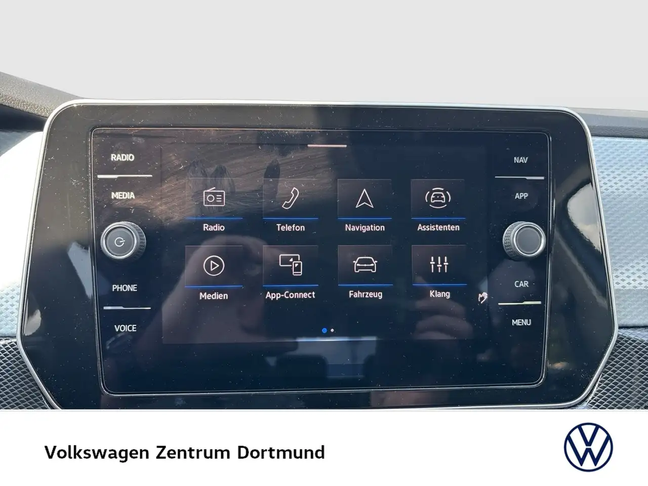 Volkswagen T-Cross 12
