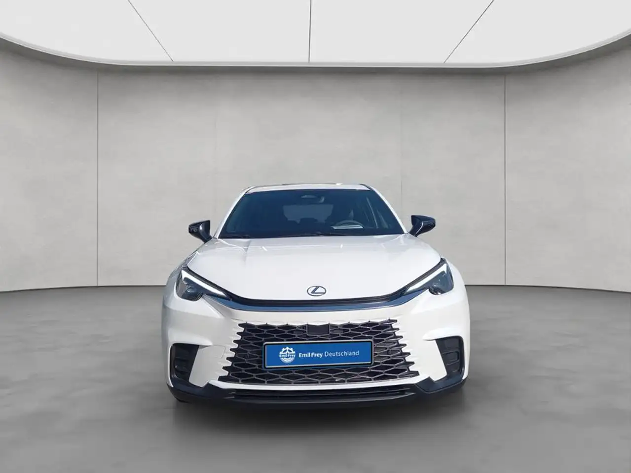 Lexus LBX 9
