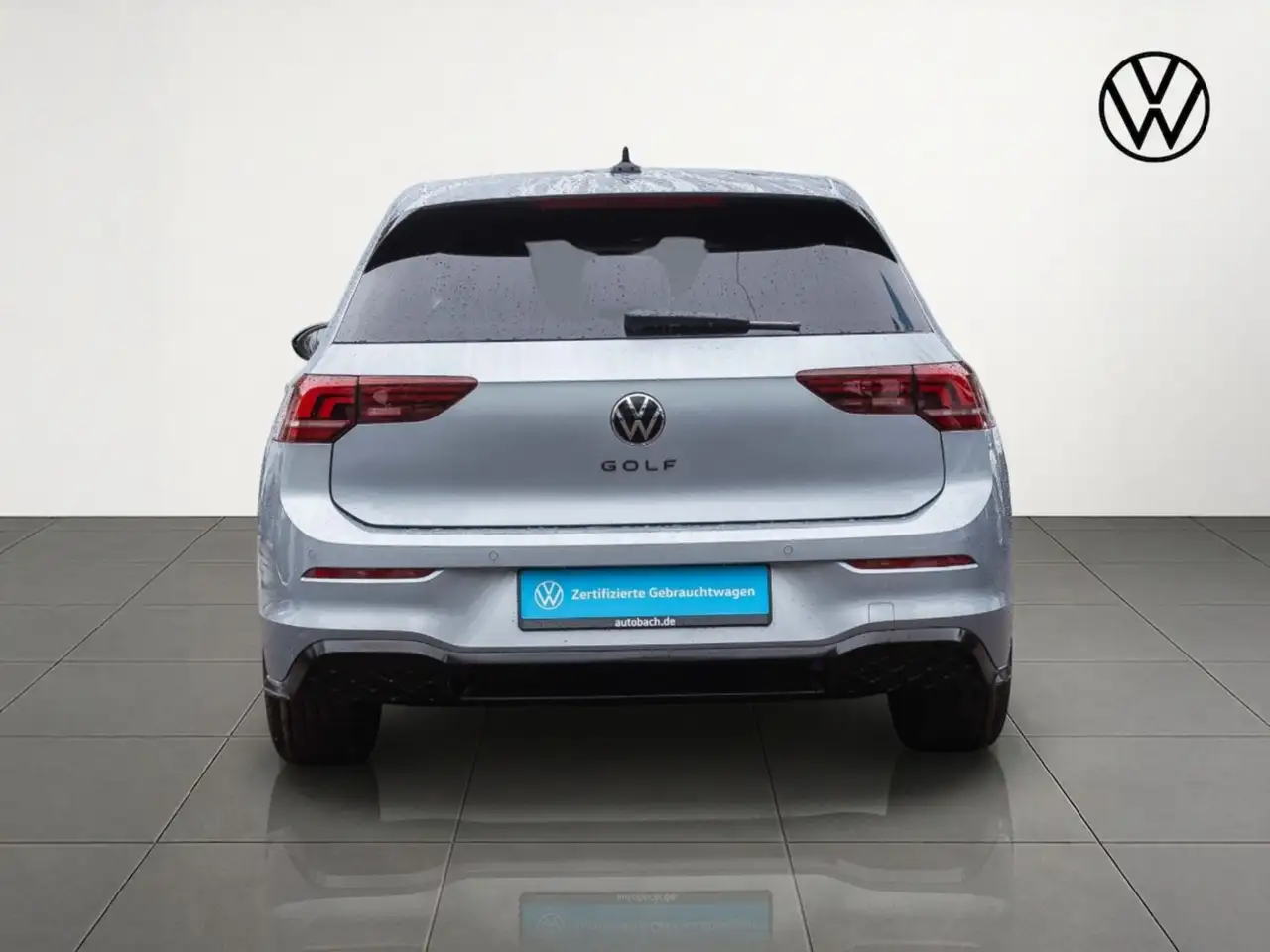 Volkswagen Golf VIII 5