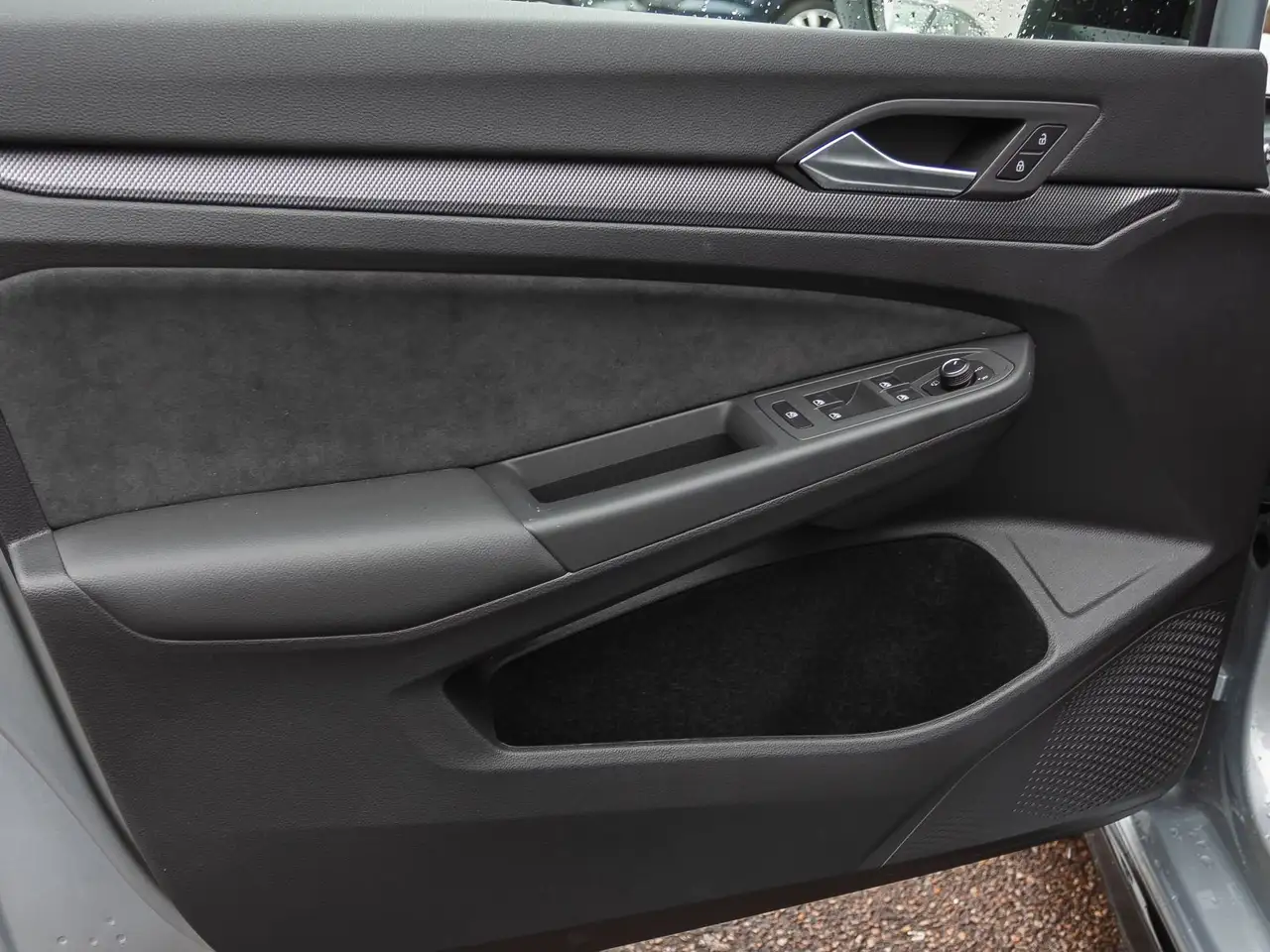 Volkswagen Golf VIII 12