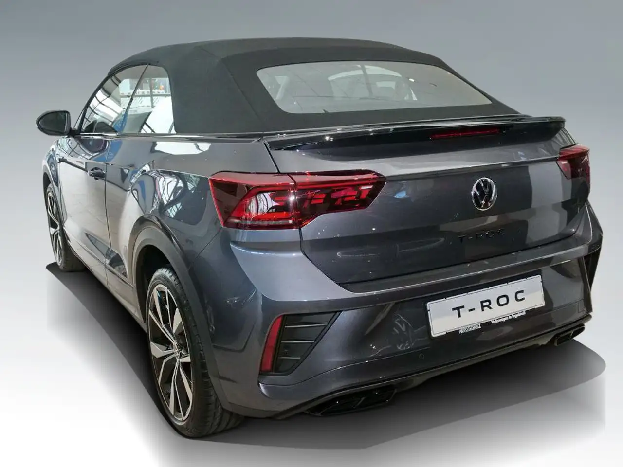 Volkswagen T-Roc 3