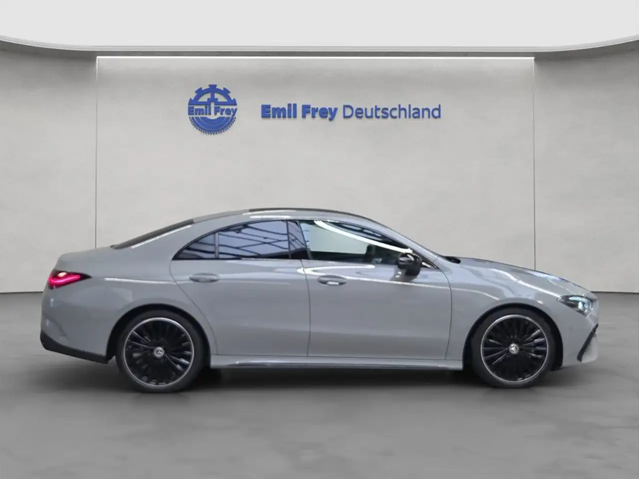 Mercedes-Benz CLA 180 7