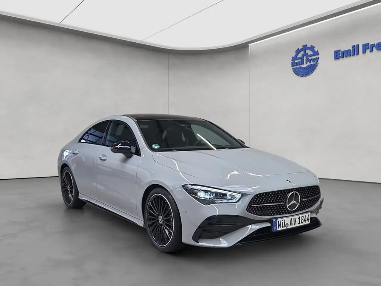 Mercedes-Benz CLA 180 8