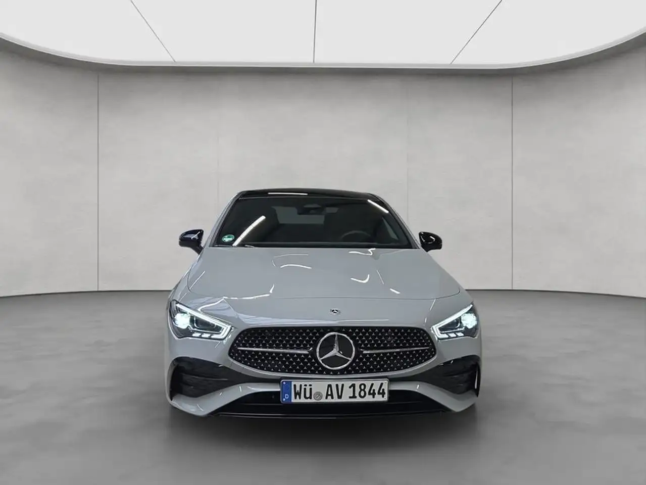 Mercedes-Benz CLA 180 9